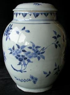 Chinese blue and white jar, Transitional