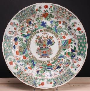 Chinese famille verte charger, Kangxi