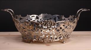 Dutch silver bread basket, 1924